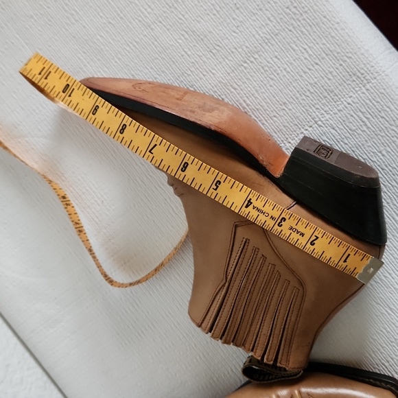 El Canelo Leather Booties - Picture 13 of 14